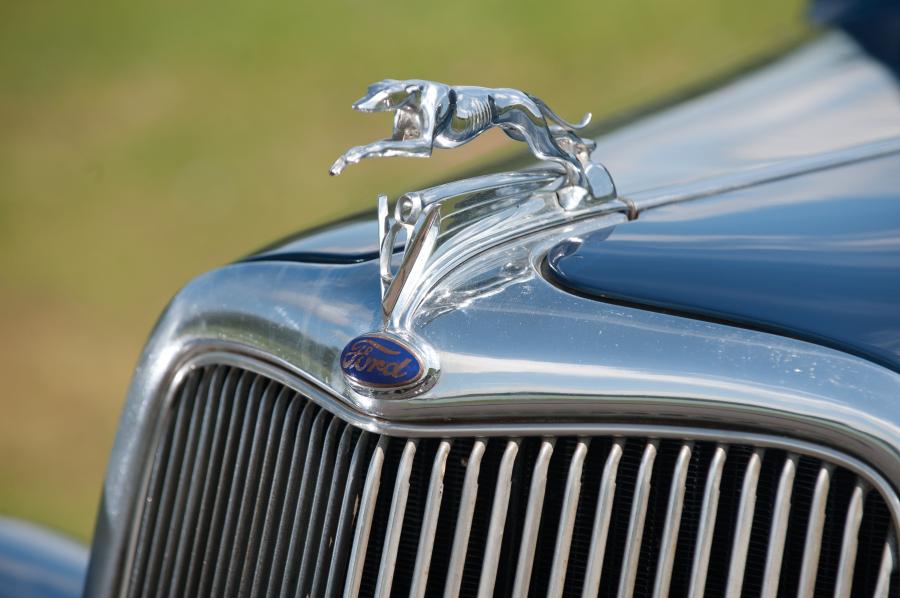  Ford DeLuxe 3-Window Coupe 1935 года  (фото 37 из 50)